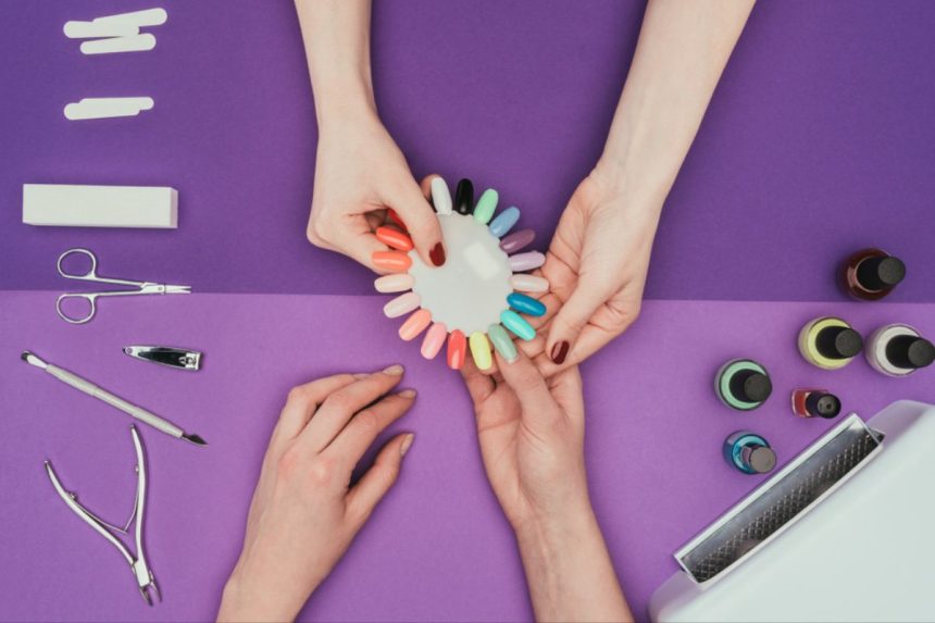 How to Become a Nail Tech